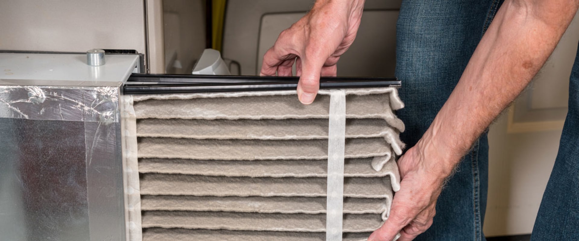 How Often to Replace 16x25x5 Air Filter – Expert Tips on Timing, Seasonal Changes, and Signs It’s Time for a New One